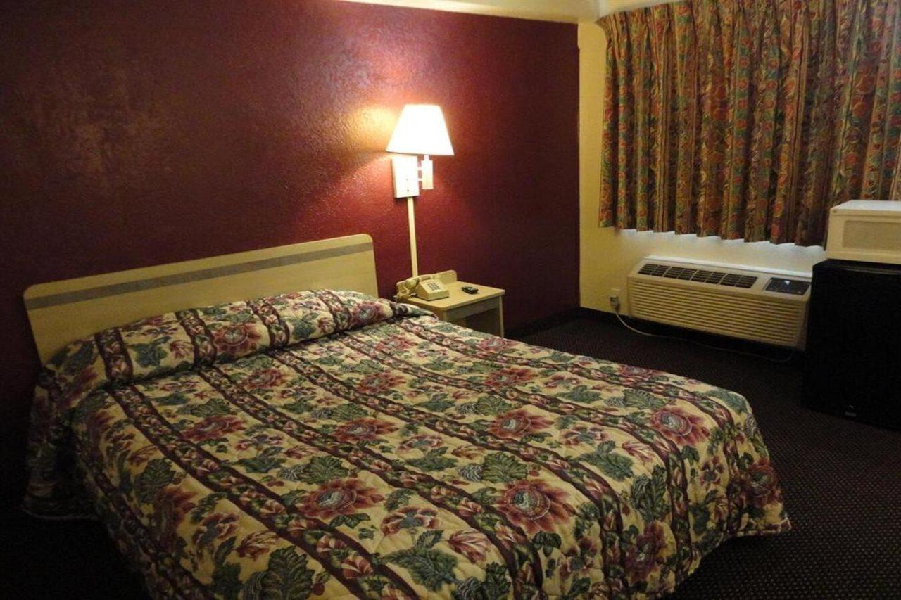 Americas Best Value Inn Battle Creek Dış mekan fotoğraf